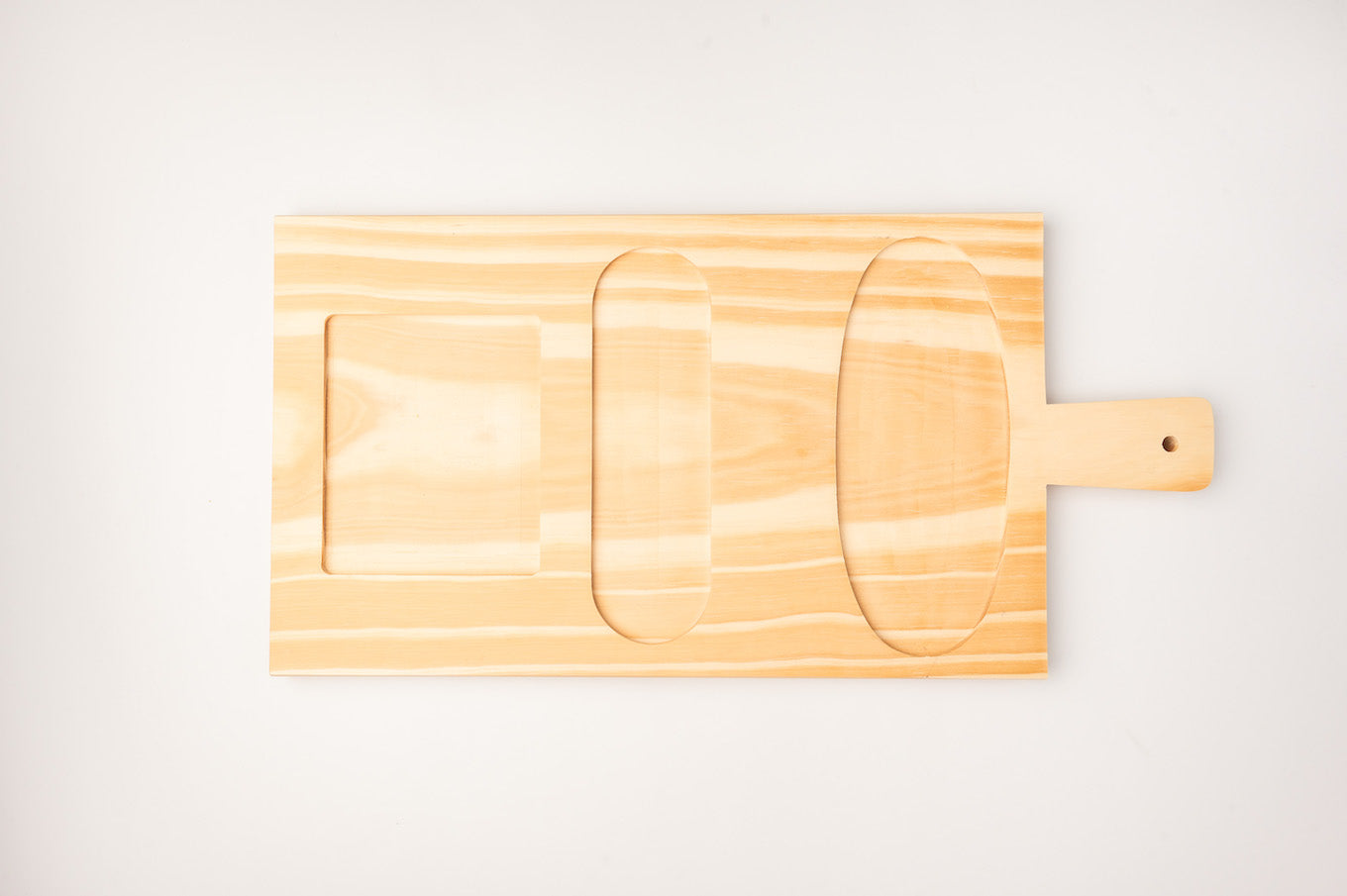 Maries hölzernes Servierbrett